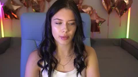 Snapshot of reginawine chatting on 10-07-25, 08:17 ReginaWine online show from 10-07-25, 08:17