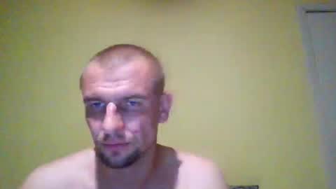 Snapshot of regularfucker29 chatting on 06-14-26, 08:00 regularfucker29 online show from 06-14-26, 08:00