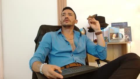   REIKO  online show from 11-10-25, 03:55