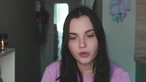 Snapshot of reilbelll chatting on 09-17-25, 02:19 Bell online show from 09-17-25, 02:19