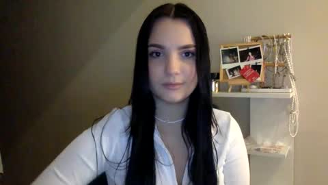 Snapshot of reilbelll chatting on 10-11-25, 11:47 Bell online show from 10-11-25, 11:47