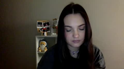 Snapshot of reilbelll chatting on 10-19-25, 02:29 Bell online show from 10-19-25, 02:29