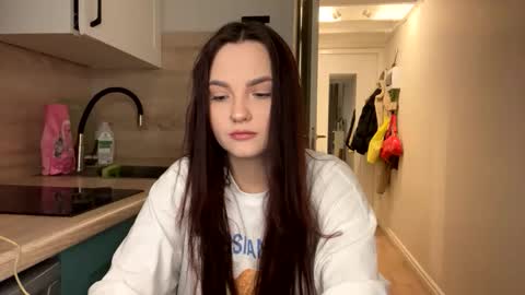 Snapshot of reilbelll chatting on 02-03-26, 02:33 Bell online show from 02-03-26, 02:33