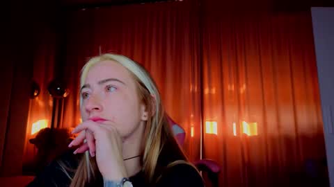 reina cummings online show from 11-01-25, 06:59