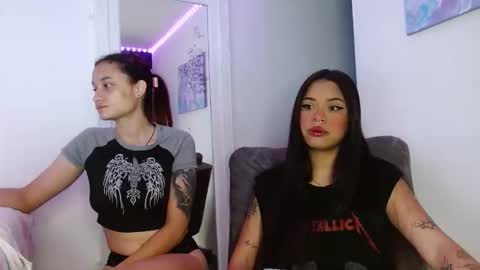 reina_reina online show from 02-23-26, 01:36