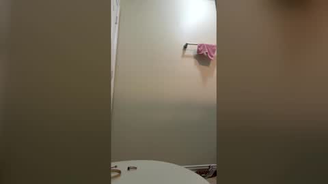 Snapshot of reinarica chatting on 03-01-26, 10:39 reinarica online show from 03-01-26, 10:39