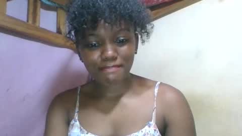 Snapshot of reinechi chatting on 05-23-26, 11:03 Reinechi online show from 05-23-26, 11:03