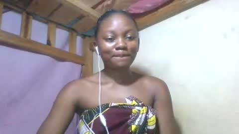 Snapshot of reinechi chatting on 05-26-26, 05:03 Reinechi online show from 05-26-26, 05:03