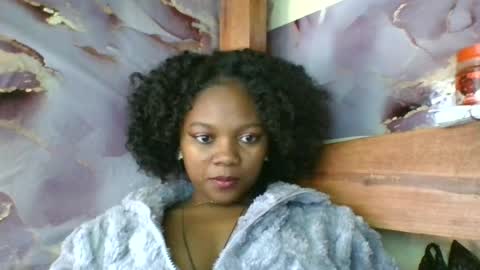 Snapshot of reinechi chatting on 06-26-26, 09:25 Reinechi online show from 06-26-26, 09:25