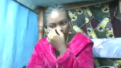 Snapshot of reinechi chatting on 07-06-26, 03:03 Reinechi online show from 07-06-26, 03:03