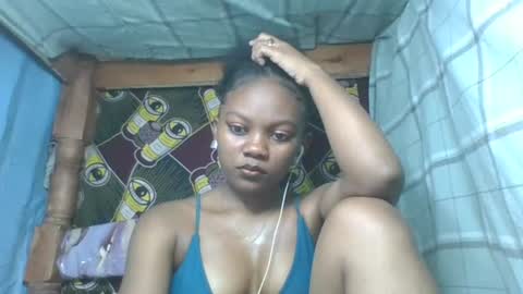 Snapshot of reinechi chatting on 07-13-26, 09:17 Reinechi online show from 07-13-26, 09:17