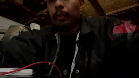 PuroDesmadre online show from 12-21-25, 03:35