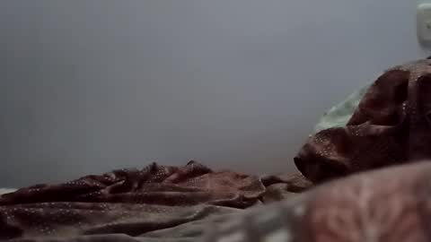 Snapshot of rellyhot10 chatting on 10-26-25, 03:18 rellyhot10 online show from 10-26-25, 03:18