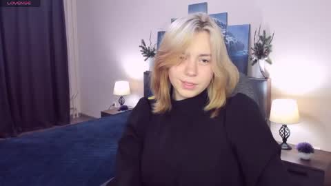 RemiPeach online show from 05-13-26, 04:37
