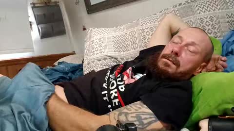 Snapshot of remshotdt chatting on 12-01-24, 04:29 remshotdt online show from 12-01-24, 04:29