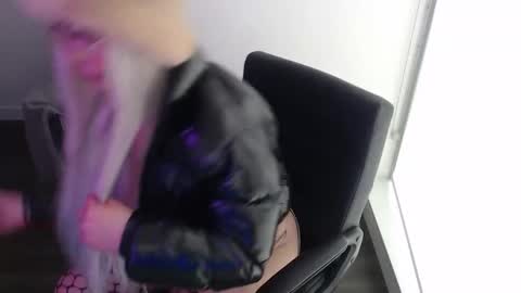 renaebabez online show from 06-04-26, 01:22