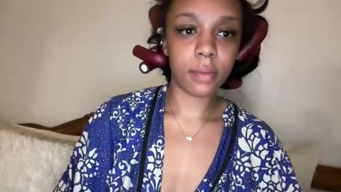 Snapshot of renaeesasha chatting on 03-02-26, 05:41 renaeesasha online show from 03-02-26, 05:41