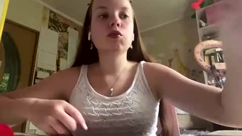 Annabel online show from 06-15-26, 08:05