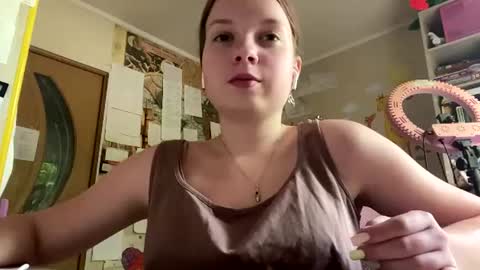 Annabel online show from 06-18-26, 09:14