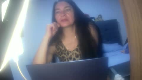 renata_hot1 online show from 11-21-25, 11:03