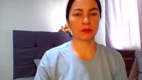 Snapshot of renata_hot1 chatting on 06-05-26, 07:19 renata_hot1 online show from 06-05-26, 07:19