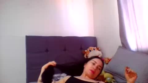 renata_hot1 online show from 06-16-26, 07:49