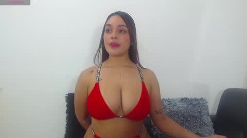 Snapshot of renatabrownn28 chatting on 05-16-26, 06:43 renatabrownn28 online show from 05-16-26, 06:43