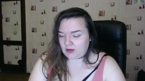 Snapshot of renataoia chatting on 12-19-24, 02:57 renataoia online show from 12-19-24, 02:57