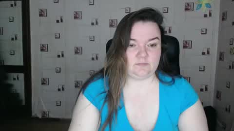 Snapshot of renataoia chatting on 02-21-25, 06:15 renataoia online show from 02-21-25, 06:15