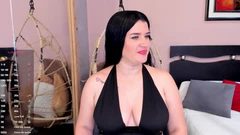      online show from 10-10-25, 12:04