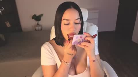 renaxi_smith online show from 06-29-26, 07:47