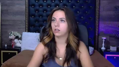 renesmesweet online show from 10-14-25, 11:11