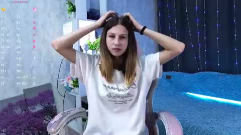 Snapshot of renettaschmeling chatting on 07-01-26, 05:12 Christina online show from 07-01-26, 05:12
