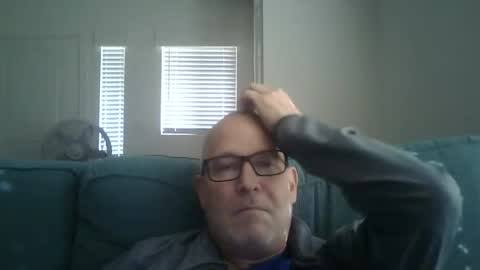 Snapshot of renewaz chatting on 02-18-26, 04:25 Renewaz online show from 02-18-26, 04:25