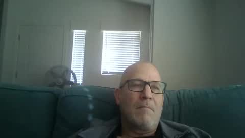 Snapshot of renewaz chatting on 02-19-26, 04:58 Renewaz online show from 02-19-26, 04:58