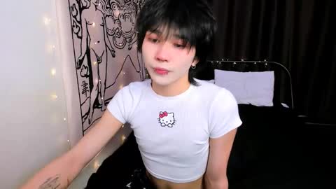 Snapshot of rennuts chatting on 01-07-25, 10:54 rennuts online show from 01-07-25, 10:54