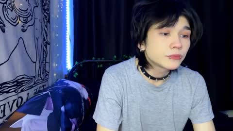 Snapshot of rennuts chatting on 01-28-25, 07:10 rennuts online show from 01-28-25, 07:10