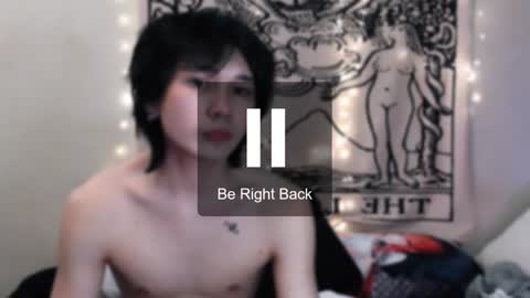 Snapshot of rennuts chatting on 03-10-25, 10:24 rennuts online show from 03-10-25, 10:24