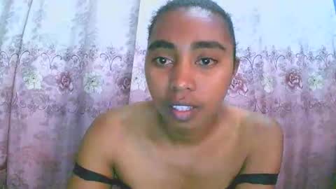 Snapshot of rephaleta chatting on 09-30-25, 07:13 Rephaleta online show from 09-30-25, 07:13