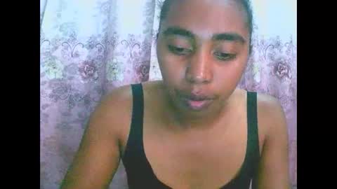 Snapshot of rephaleta chatting on 10-11-25, 10:47 Rephaleta online show from 10-11-25, 10:47