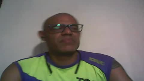 Snapshot of retlam37 chatting on 02-22-25, 07:23 Walter online show from 02-22-25, 07:23
