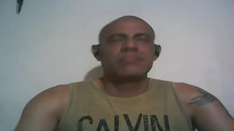 Snapshot of retlam37 chatting on 10-03-25, 03:36 Walter online show from 10-03-25, 03:36