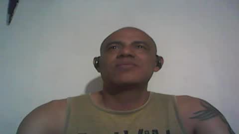 Snapshot of retlam37 chatting on 11-07-25, 04:01 Walter online show from 11-07-25, 04:01