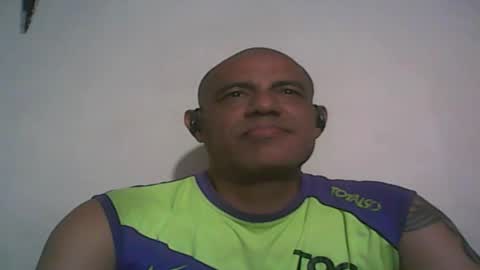 Snapshot of retlam37 chatting on 11-08-25, 06:02 Walter online show from 11-08-25, 06:02