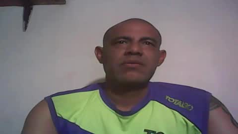 Snapshot of retlam37 chatting on 11-16-25, 03:01 Walter online show from 11-16-25, 03:01