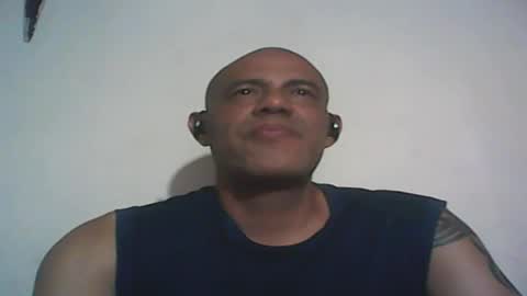 Snapshot of retlam37 chatting on 11-22-25, 05:39 Walter online show from 11-22-25, 05:39
