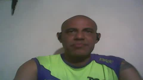 Snapshot of retlam37 chatting on 12-14-25, 03:45 Walter online show from 12-14-25, 03:45