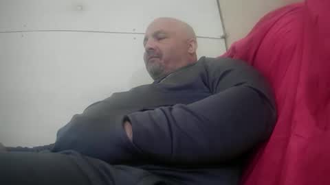 Snapshot of rette837 chatting on 02-05-26, 02:00 rette837 online show from 02-05-26, 02:00