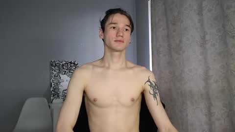 Snapshot of rexxx_erection chatting on 11-02-25, 12:07 Eugene online show from 11-02-25, 12:07