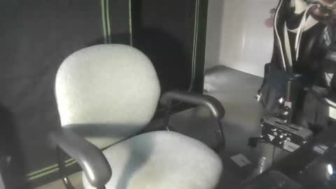 Snapshot of rexxxpiper chatting on 11-03-25, 12:50 rexxxpiper online show from 11-03-25, 12:50